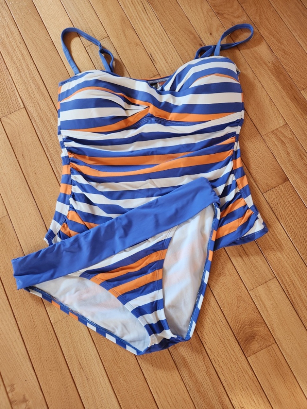 Womens Tommy Bahama Orange/Blue/White 2-Piece Swimsuit in Size M